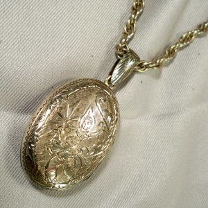 Vintage SILVER PICTURE Locket, Rope Chain, Hand Crafted NECKLACE